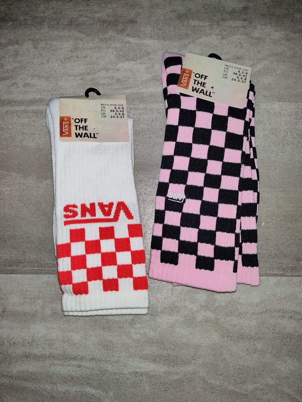 Vans Off The Wall Crew Socks Lot of 2 Checkerboard White Pink Red NWT Men's 6.5-